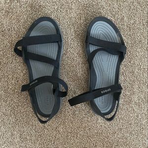 velcro croc sandals